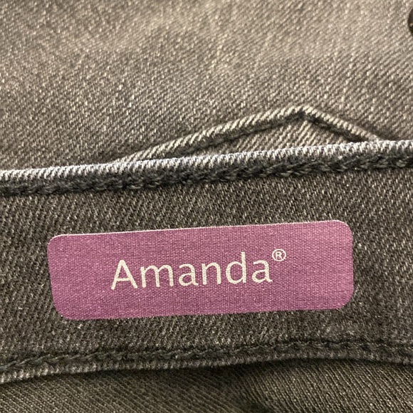 Gloria Vanderbilt woman’s Amanda classic high rise tapered jeans gray pants 12 - Picture 8 of 15